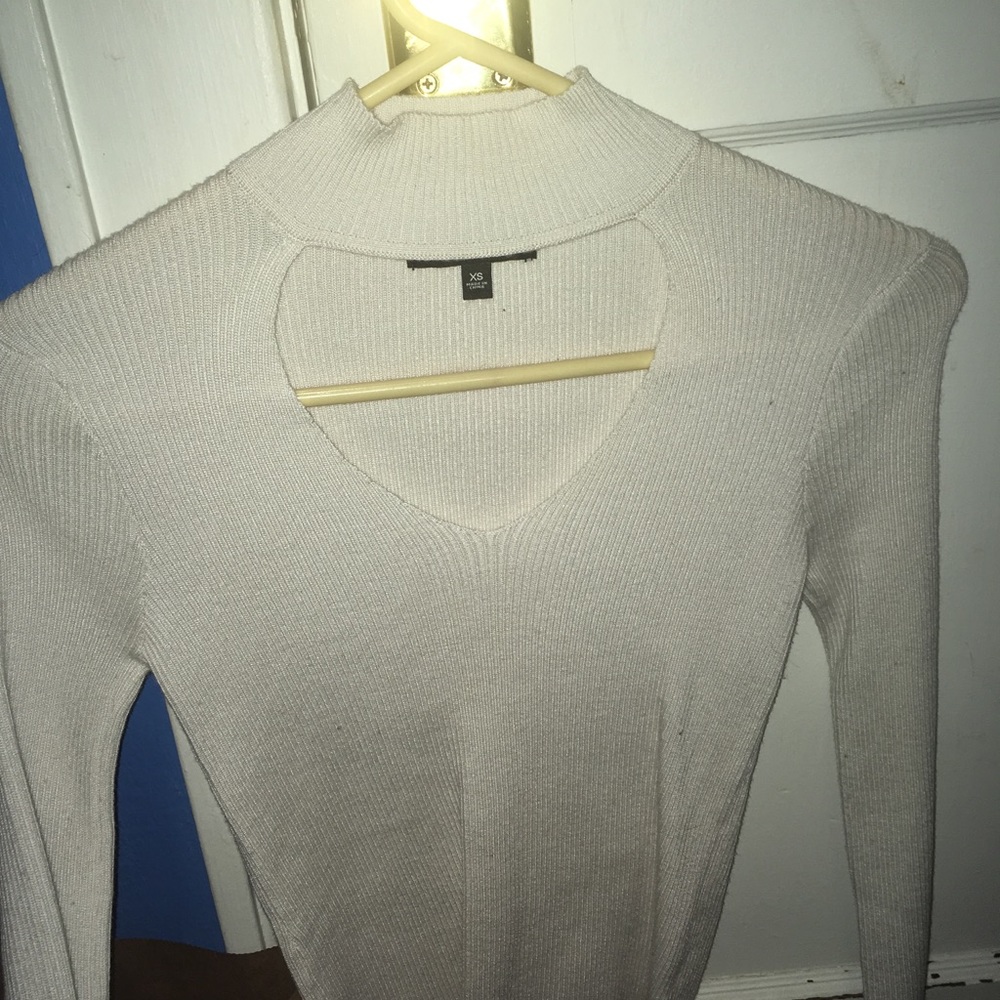 Longer Sleeve Chest Cutout